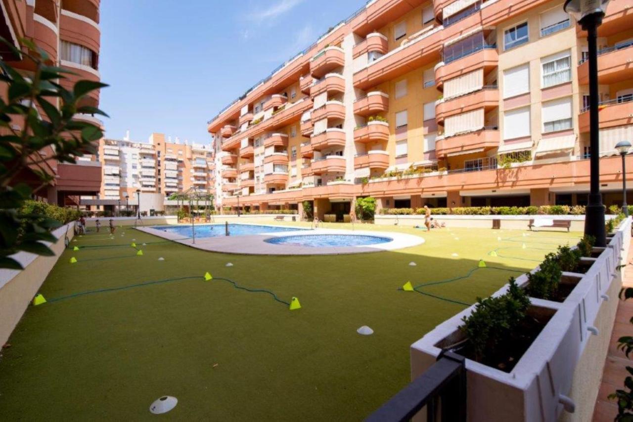 Apartamento Piscis Litoral Malaga Bagian luar foto